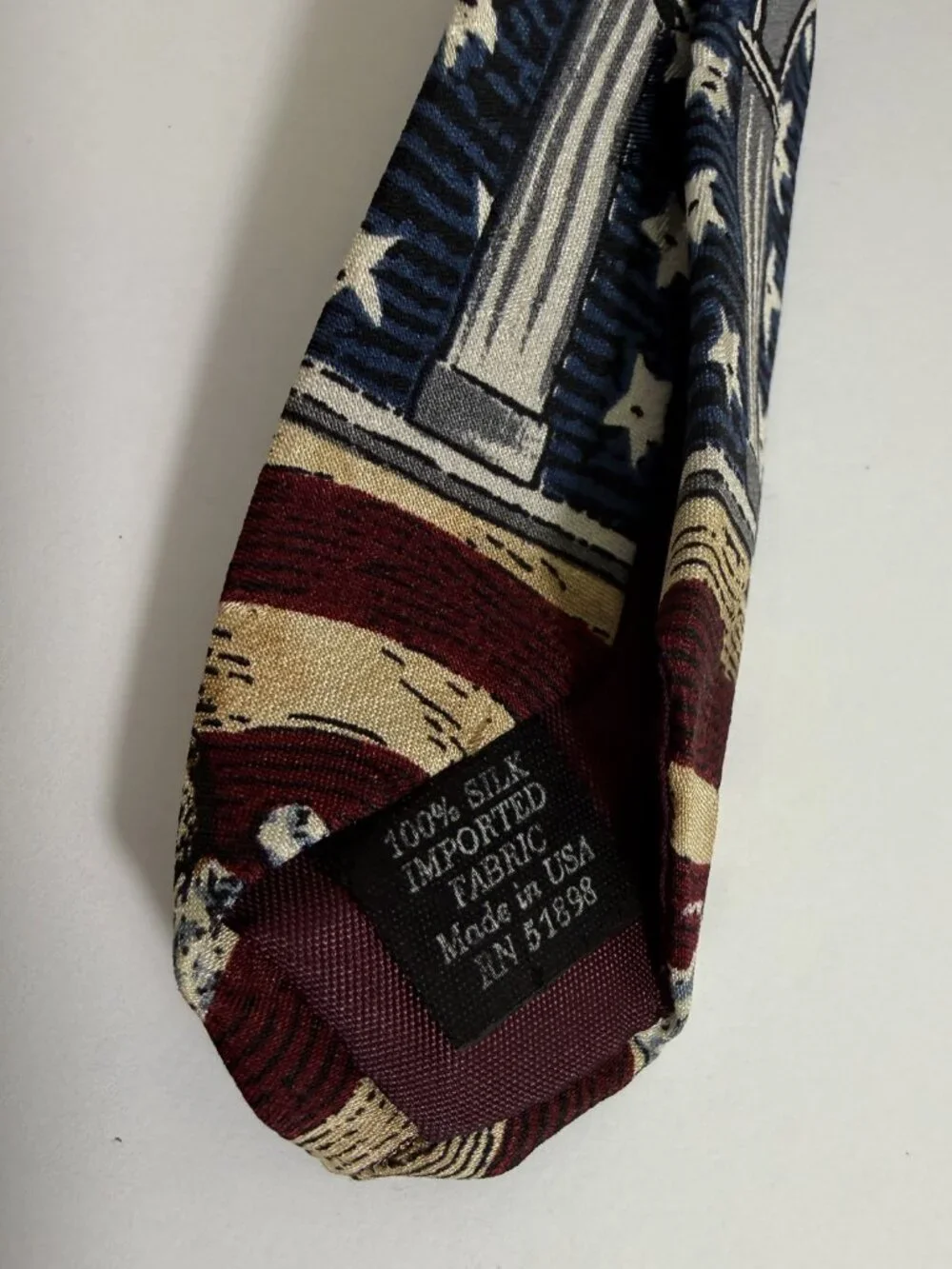 Vintage Tie Tango Max Raab Mens 100% Silk Made In USA RN 51898